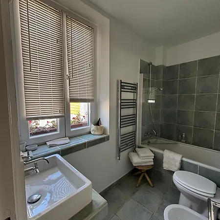 Charming Flat In The Heart Of