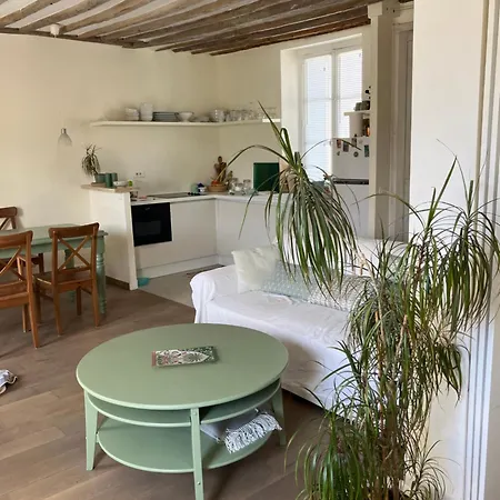 Charming Flat In The Heart Of Apartamento