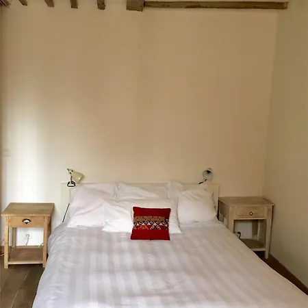 Apartamento Charming Flat In The Heart Of *