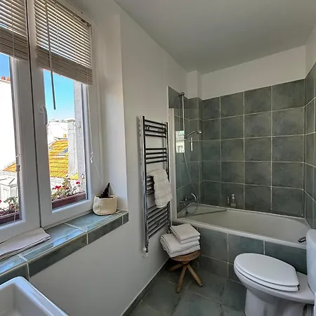 Charming Flat In The Heart Of